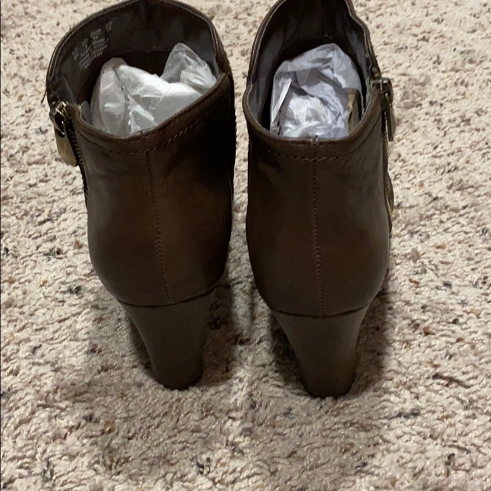 Brown Booties - Picture 4 of 5